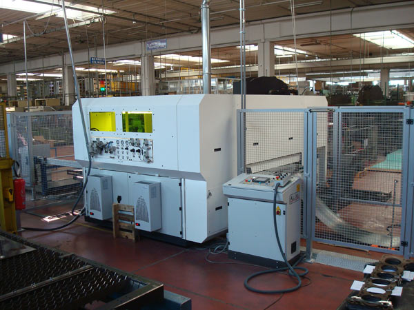 Uncoiling line for laser system